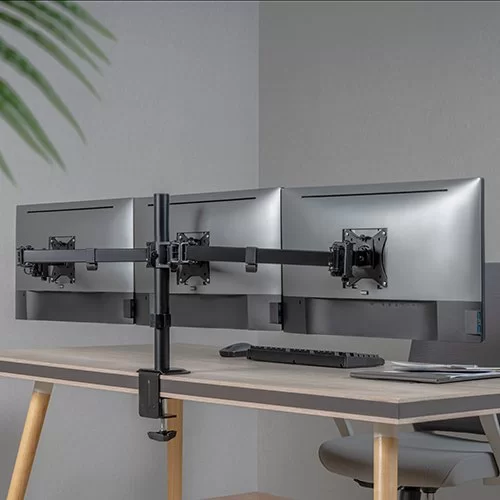זרוע למסך Gold Touch Triple Monitors Mount AR-D30