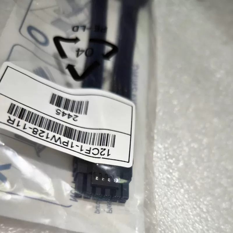 Кабель Nvidia 12CF1-1PW128-11R NVIDIA 12VHPWR 2 PIN PCI-E 5.0 POWER ADAPTER CABLE 12CF1-1PW128-12R 12CF1-1PW128-11R Цвет:чёрный