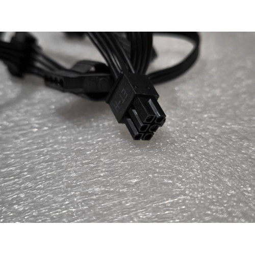 Cable Zalman ZM1000-EBT MOLEX CABLE Color:black Condition:Used..