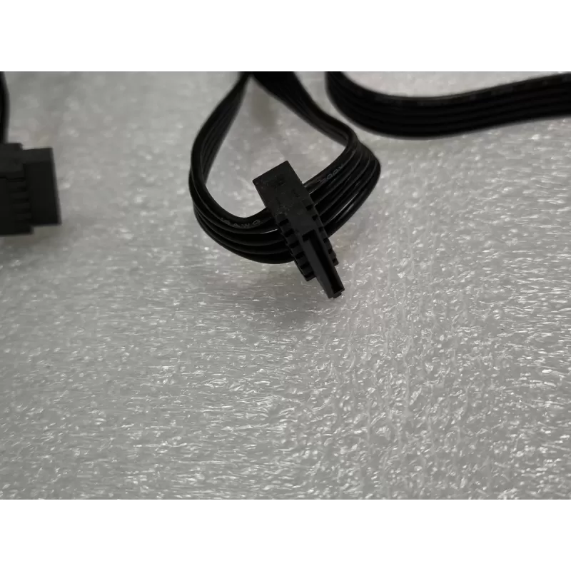 Cable Zalman ZM1000-EBT SATA CABLE Color:black Condition:Used Cable Zalman ZM1000-EBT SATA CABLE Color:black Condition:Used
