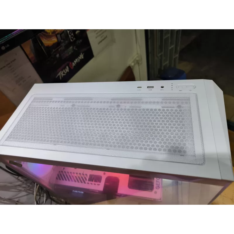 מחשב גיימינג מקצועי - AMD Ryzen 7 7800X3D + RTX 4080 SUPER 16GB VRAM + 32GB RAM - G-PRO-238