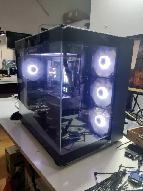 מחשב גיימינג מקצועי - AMD Ryzen 7 9700X + RTX 5070 12GB VRAM + 32GB RAM - G-PRO-861