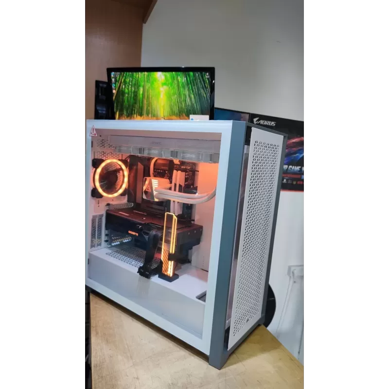 מחשב גיימינג מקצועי - AMD Ryzen 7 7800X3D + RX 7800 XT 16GB VRAM + 32GB RAM - G-PRO-188