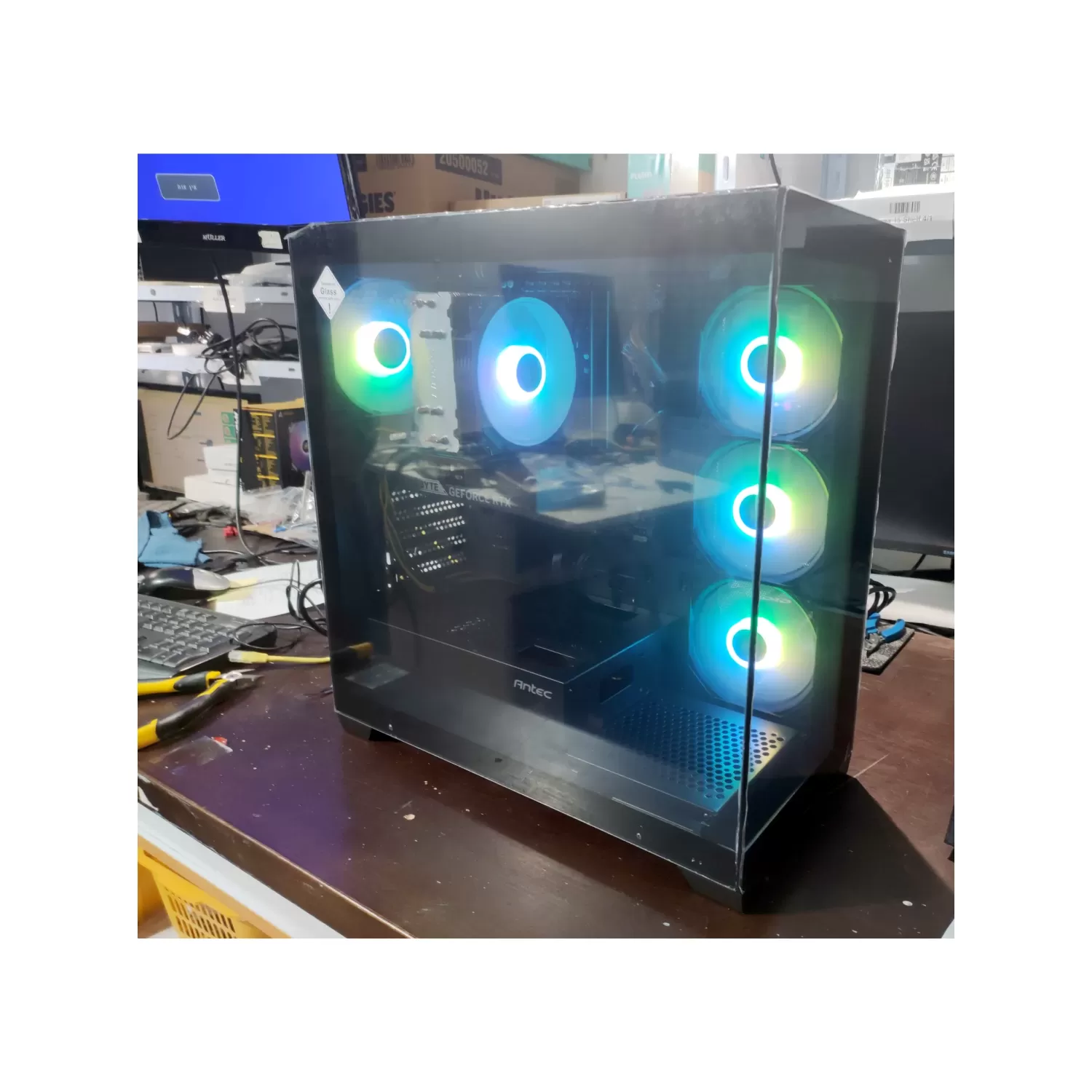 Игровой ПК Pro - Intel Core i5 12400F + RTX 5060 8GB VRAM + 16GB RAM - G-PRO-875