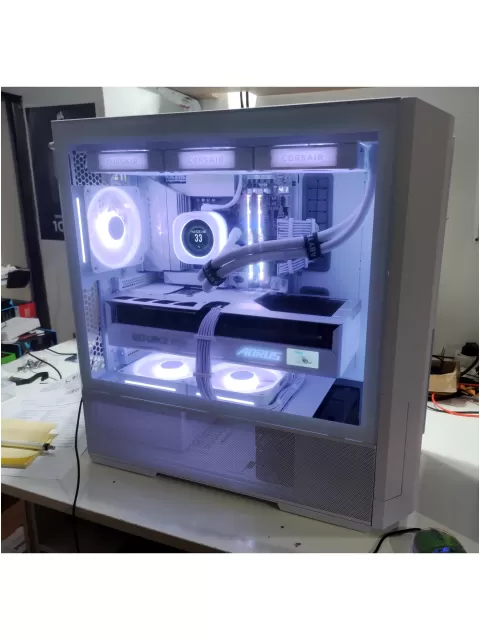 מחשב גיימינג מקצועי - AMD Ryzen 7 9800X3D + RTX 5080 16GB VRAM + 32GB RAM - G-PRO-891