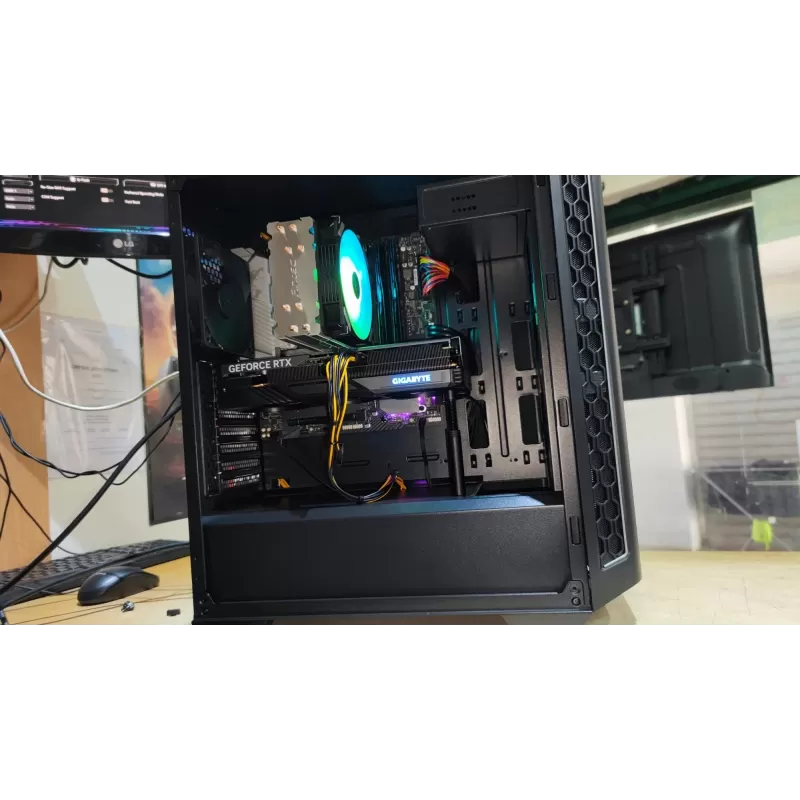 מחשב גיימינג מקצועי - Intel Core i7 14700F + RTX 4070 12GB VRAM + 32GB RAM - G-PRO-240