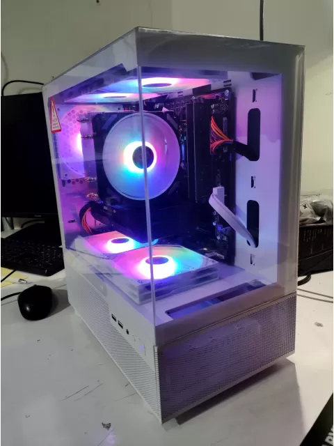 מחשב גיימינג מקצועי - Intel Core i5 12400F + RTX 5060 8GB VRAM + 16GB RAM - G-PRO-828