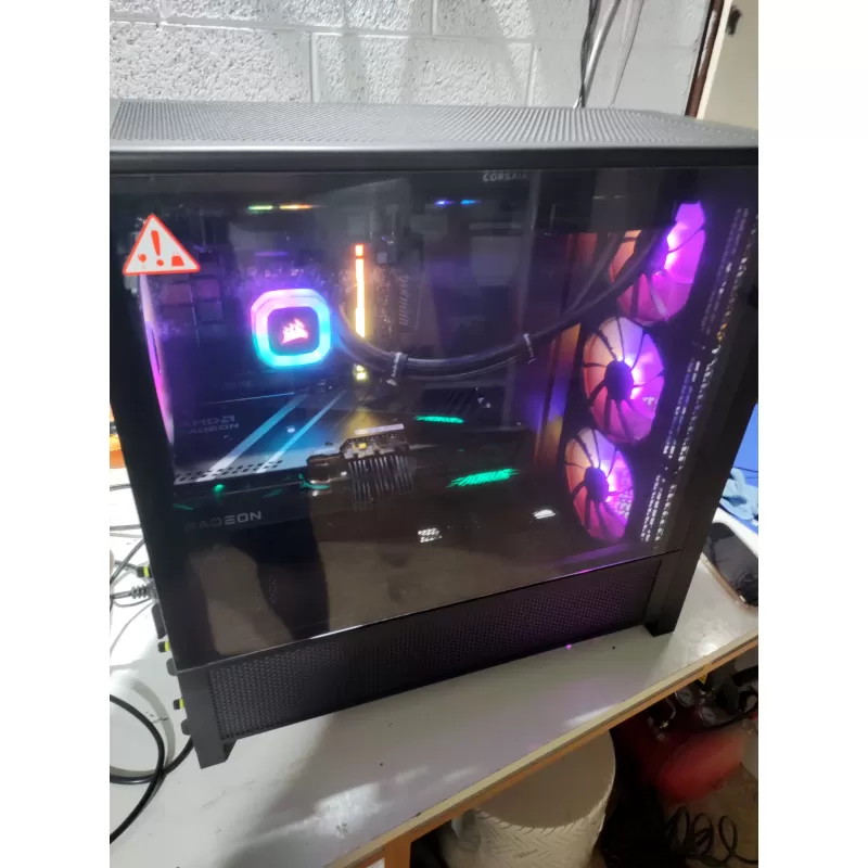 מחשב גיימינג מקצועי - AMD Ryzen 9 9900X3D + RX 9070 XT 16GB VRAM + 32GB RAM - G-PRO-876