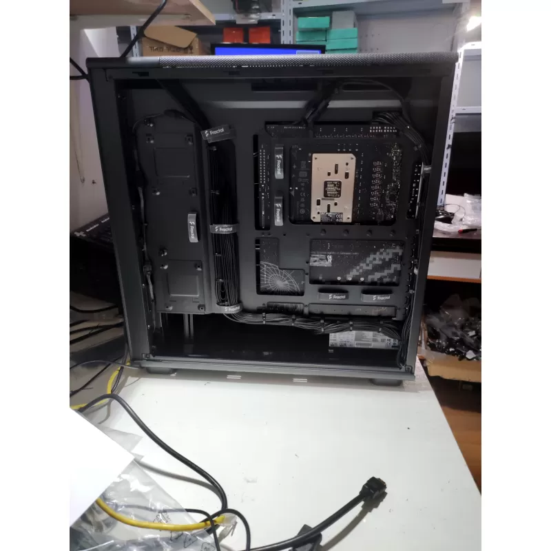 מחשב גיימינג מקצועי - AMD Ryzen 9 9950X3D + RTX 5080 16GB VRAM + 64GB RAM - G-PRO-909 מחשב גיימינג מקצועי - AMD Ryzen 9 9950X3D + RTX 5080 16GB VRAM + 64GB RAM - G-PRO-909