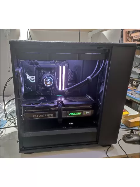 מחשב גיימינג מקצועי - AMD Ryzen 9 9950X3D + RTX 5080 16GB VRAM + 64GB RAM - G-PRO-909