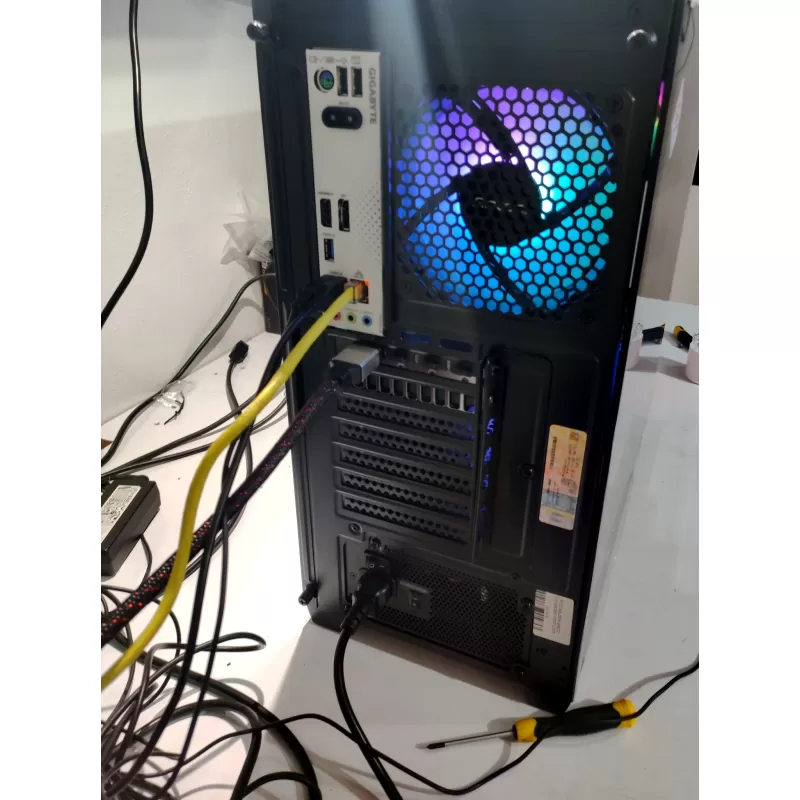 מחשב גיימינג מקצועי - Intel Core i5 14400F + RTX 5060 8GB VRAM + 16GB RAM - G-PRO-926