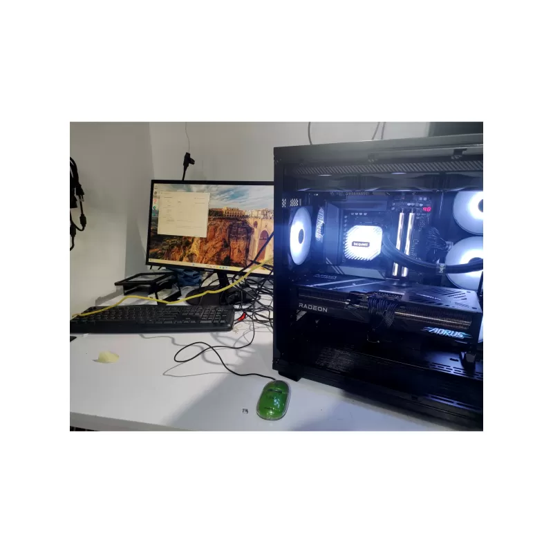 Pro Gaming PC - AMD Ryzen 7 7800X3D + RX 9070 XT 16GB VRAM + 32GB RAM - G-PRO-944