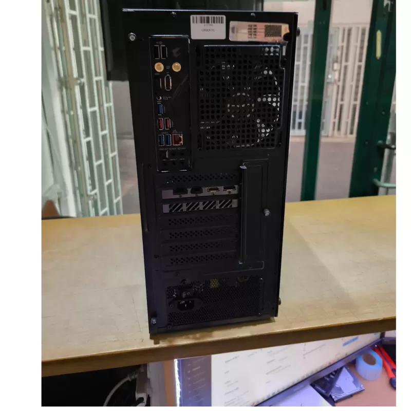 מחשב גיימינג מקצועי - AMD Ryzen 5 5600 + RTX 4060 8GB VRAM + 32GB RAM - G-PRO-264