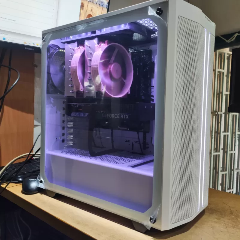 מחשב גיימינג מקצועי - Intel Core i7 14700K + RTX 5070 12GB VRAM + 32GB RAM - G-PRO-565