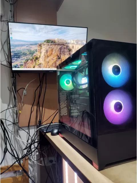 מחשב גיימינג מקצועי - Intel Core i7 14700F + RTX 5070 12GB VRAM + 32GB RAM - G-PRO-834