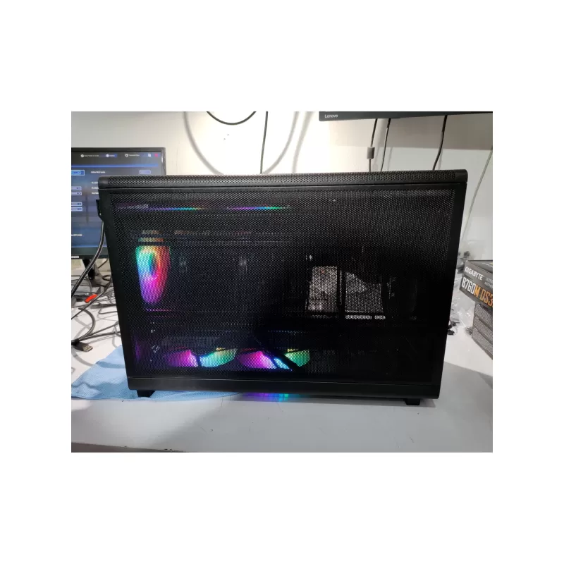 מחשב גיימינג מקצועי - AMD Ryzen 7 7800X3D + RTX 5080 16GB VRAM + 32GB RAM - G-PRO-950