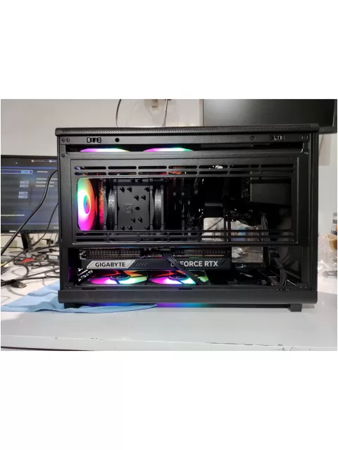 מחשב גיימינג מקצועי - AMD Ryzen 7 7800X3D + RTX 5080 16GB VRAM + 32GB RAM - G-PRO-950
