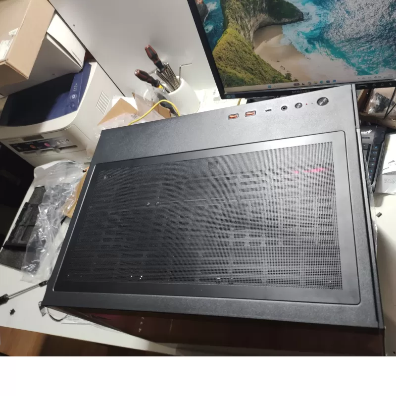 מחשב גיימינג מקצועי - Intel Core i7 14700 + RTX 4070 SUPER 12GB VRAM + 32GB RAM - G-PRO-546