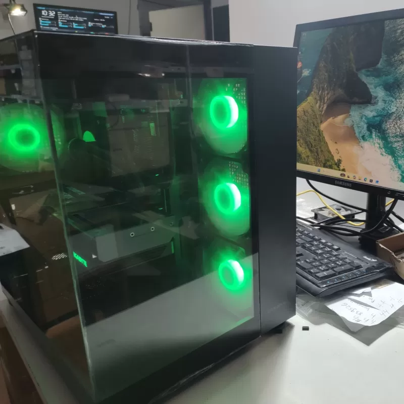 מחשב גיימינג מקצועי - Intel Core i7 14700 + RTX 4070 SUPER 12GB VRAM + 32GB RAM - G-PRO-546