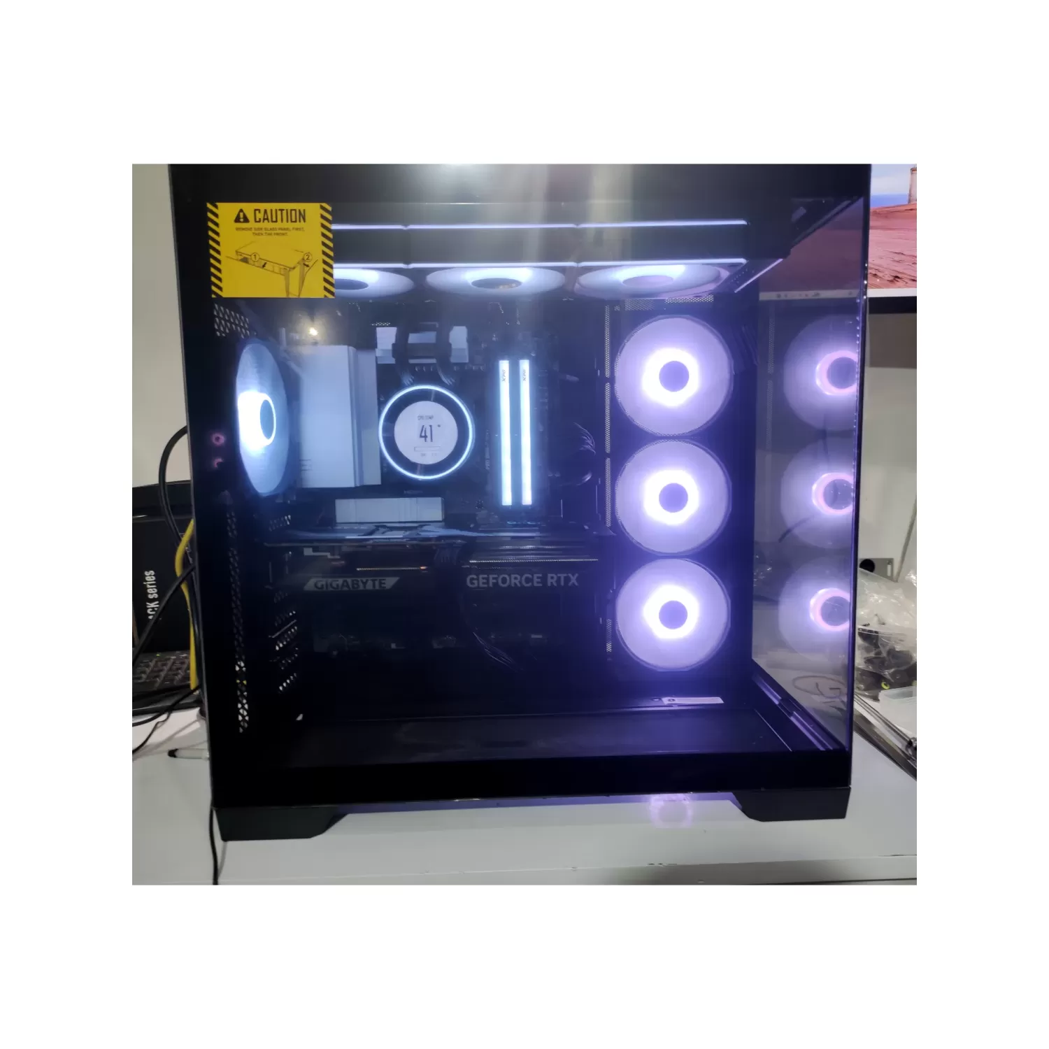 Игровой ПК Pro - AMD Ryzen 7 9700X + RTX 5070 12GB VRAM + 16GB RAM - G-PRO-882
