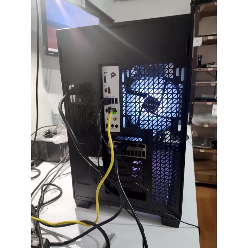 Игровой ПК Pro - AMD Ryzen 7 9700X + RTX 5070 12GB VRAM + 16GB RAM - G-PRO-882 Игровой ПК Pro - AMD Ryzen 7 9700X + RTX 5070 12GB VRAM + 16GB RAM - G-PRO-882