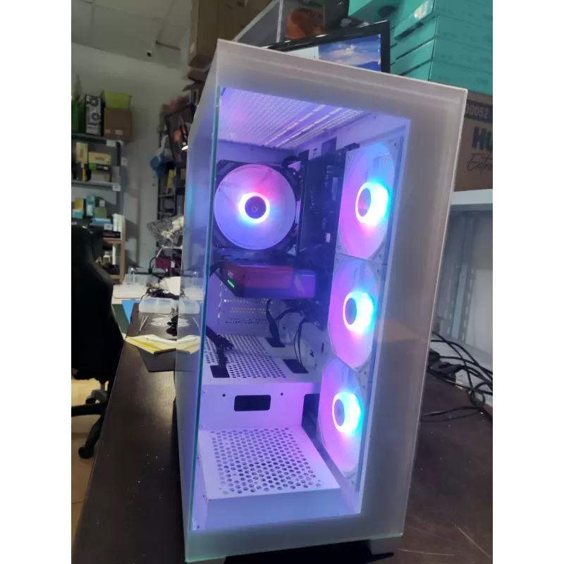 מחשב גיימינג מקצועי - Intel Core i5 12400F + RTX 5060 8GB VRAM + 16GB RAM - G-PRO-897