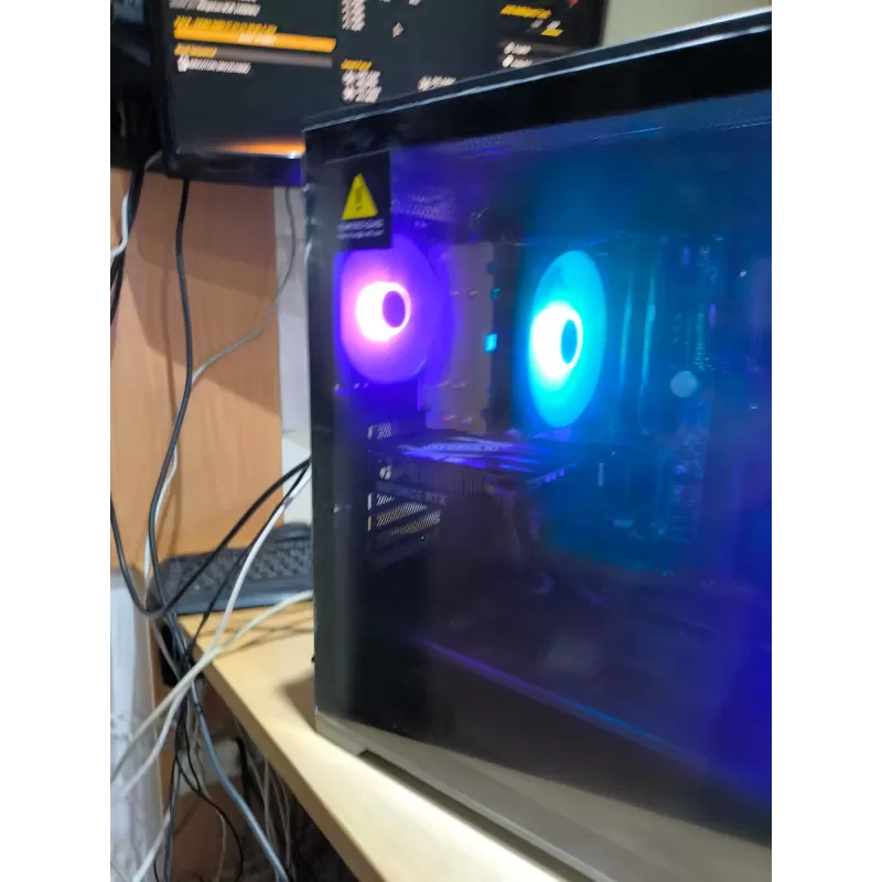 מחשב גיימינג מקצועי - AMD Ryzen 5 5600X + RTX 4060 8GB VRAM + 16GB RAM - G-PRO-266