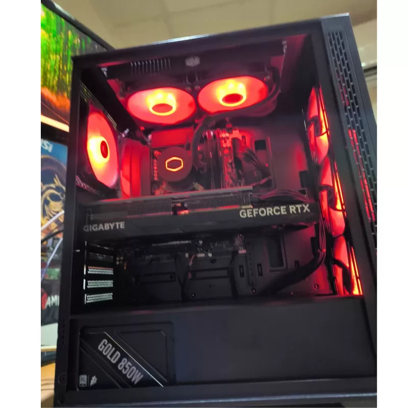 מחשב גיימינג מקצועי - Intel Core i7 14700F + RTX 4080 SUPER 16GB VRAM + 32GB RAM - G-PRO-306