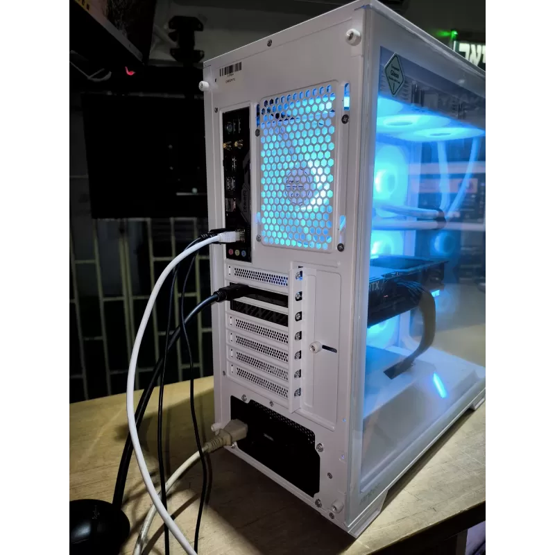 מחשב גיימינג מקצועי - AMD Ryzen 7 7700 + RTX 4070 SUPER 12GB VRAM + 32GB RAM - G-PRO-391