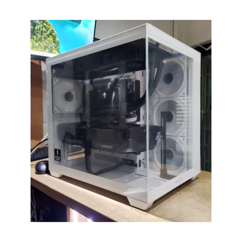 Игровой ПК Pro - AMD Ryzen 9 9900X + RTX 5080 16GB VRAM + 32GB RAM - G-PRO-836