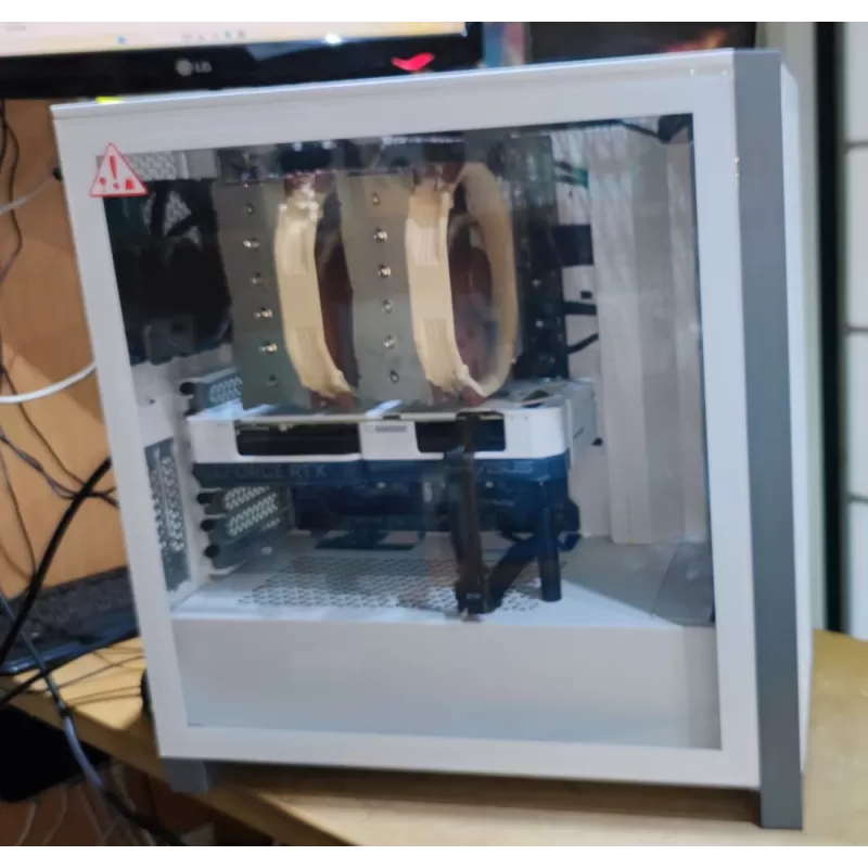מחשב גיימינג מקצועי - Intel Core i7 14700K + RTX 4070 12GB VRAM + 32GB RAM - G-PRO-213