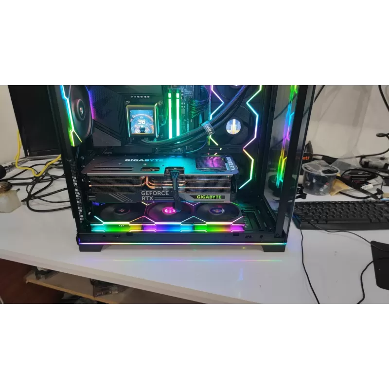 מחשב גיימינג מקצועי - Intel Core i7 14700KF + RTX 4080 SUPER 16GB VRAM + 32GB RAM - G-PRO-253