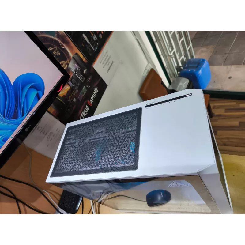 מחשב גיימינג מקצועי - AMD Ryzen 7 7800X3D + RX 7900 XT 20GB VRAM + 32GB RAM - G-PRO-303 מחשב גיימינג מקצועי - AMD Ryzen 7 7800X3D + RX 7900 XT 20GB VRAM + 32GB RAM - G-PRO-303