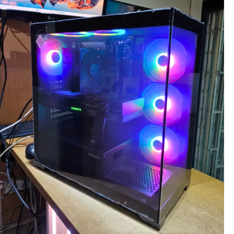Pro Gaming PC - AMD Ryzen 7 7800X3D + RX 7800 XT 16GB VRAM + 32GB RAM - G-PRO-392