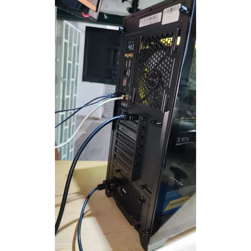 מחשב גיימינג מקצועי - AMD Ryzen 7 7800X3D + RTX 4090 24GB VRAM + 64GB RAM - G-PRO-222