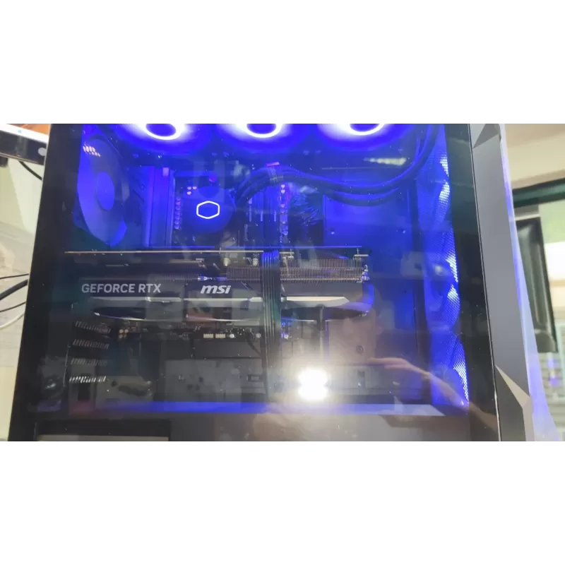 מחשב גיימינג מקצועי - AMD Ryzen 7 7800X3D + RTX 4090 24GB VRAM + 64GB RAM - G-PRO-222
