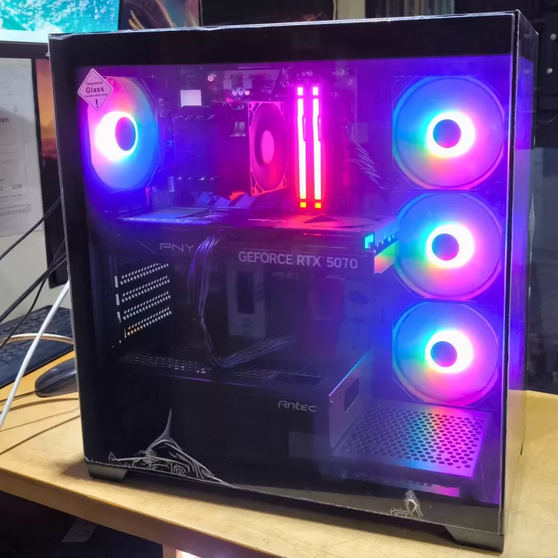מחשב גיימינג מקצועי - AMD Ryzen 5 7500F + RTX 5070 12GB VRAM + 32GB RAM - G-PRO-558