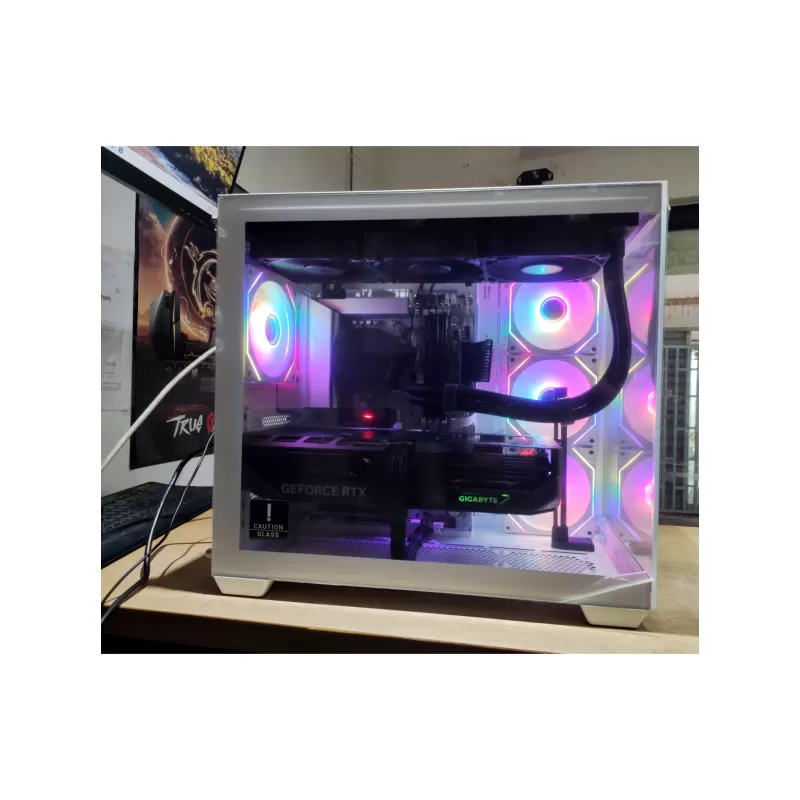 Игровой ПК Pro - AMD Ryzen 9 9900X + RTX 5080 16GB VRAM + 32GB RAM - G-PRO-838