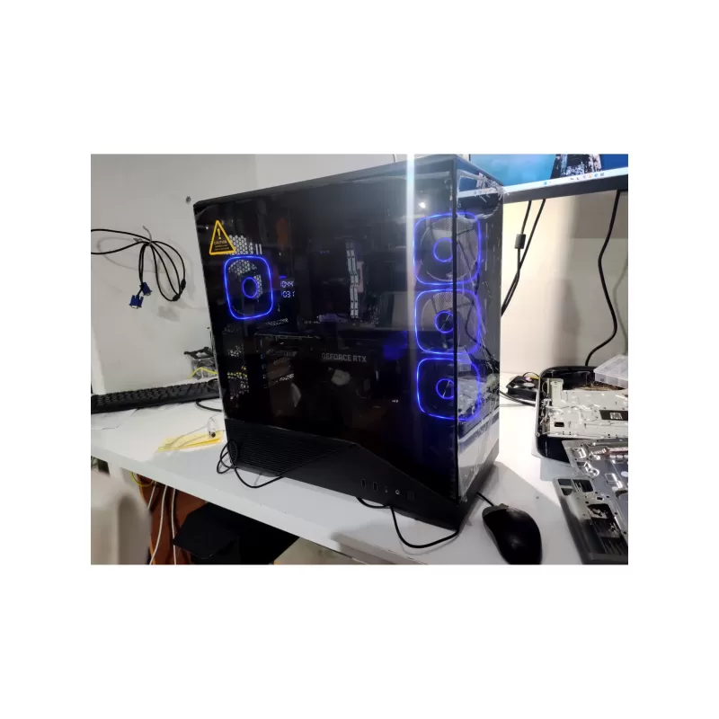 מחשב גיימינג מקצועי - AMD Ryzen 7 7700 + RTX 5070 12GB VRAM + 32GB RAM - G-PRO-854