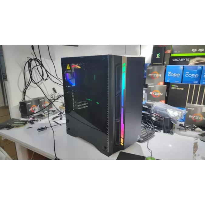 מחשב נייח גיימינג COMP-MASTER 53125 Intel Core i7-7700 16GB GTX 1070 SSD:1TB