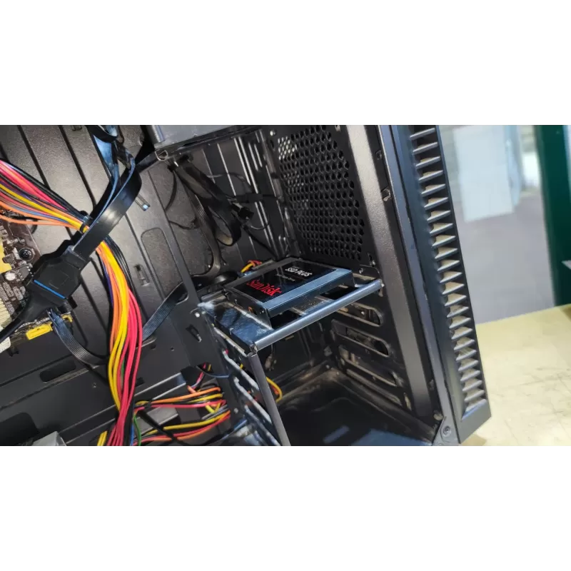 מחשב נייח ביתי מחודש COMP-MASTER 57368 Intel Pentium Gold G6400 8GB SSD:240GB Windows 11 Pro צבע שחור