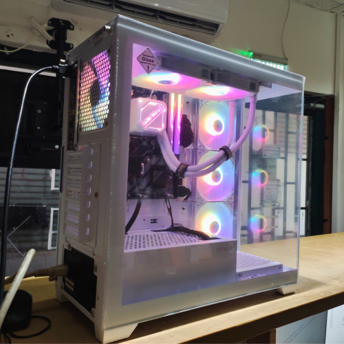 Рабочая Станция RAM:64GB SSD:2TB W-187 AMD Radeon Graphics Ryzen 7 9700X