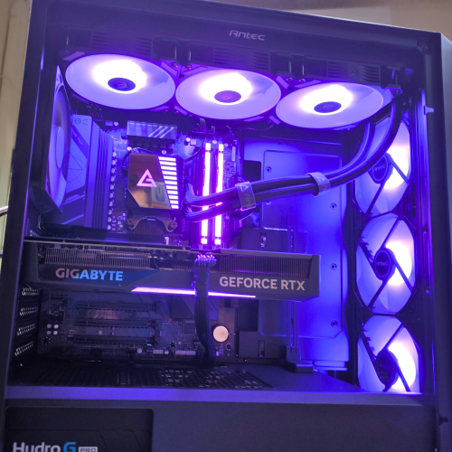 Unreal Engine PC RAM:64GB SSD:2TB W-152 NVIDIA GeForce RTX 5070 Ti Ryzen 9