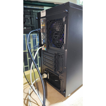 תחנת עבודה RAM:32GB SSD:1TB W-76 Core i7 12700