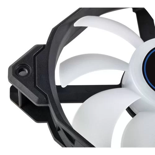 Вентилятор для Корпуса Corsair Air Series AF120 LED (2018) Blue 120mm Fan Single Pack Цвет:чёрный, белый Вентилятор для Корпуса Corsair Air Series AF120 LED (2018) Blue 120mm Fan Single Pack Цвет:чёрный, белый