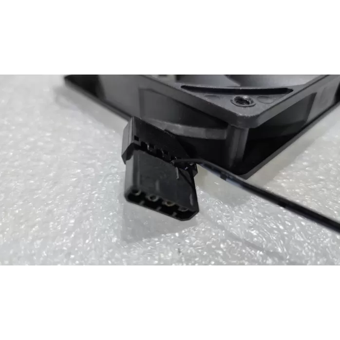 מאוורר למארז Antec 120mm OEM מאוורר למארז Antec 120mm OEM