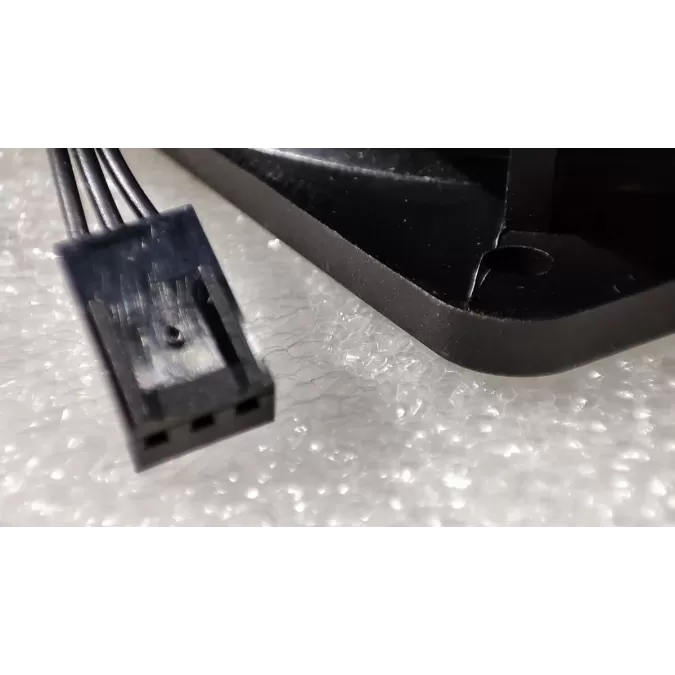 מאוורר למארז Antec 120MM REVERSE FAN 120mm צבע שחור