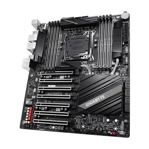 לוח אם Gigabyte X299-WU8 DDR4 LGA2066 - יבואן רשמי