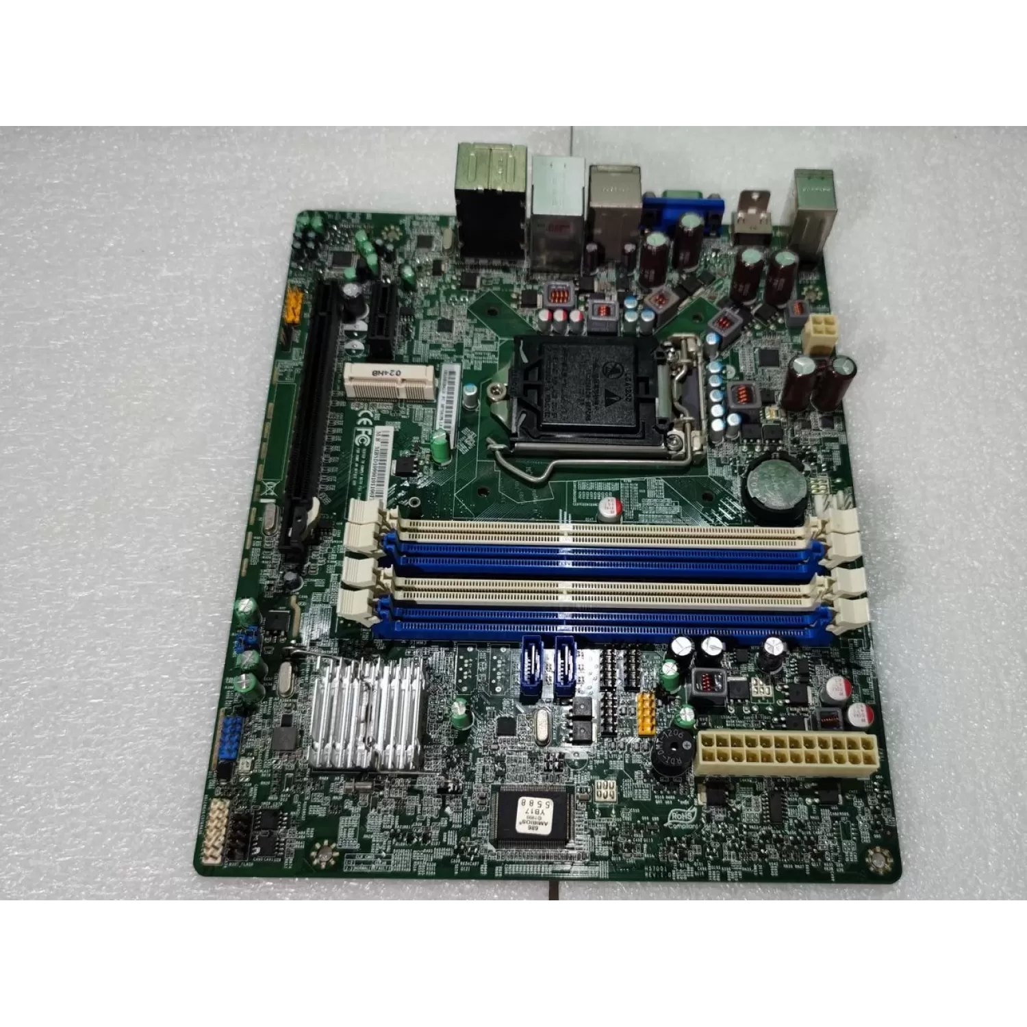 Motherboard Gateway h57d01-1.0-8eks3h DDR3 DIMM LGA1156 Condition:Used