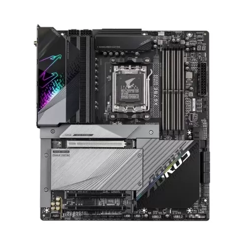 לוח אם Gigabyte X670E AORUS MASTER DDR5 DIMM AM5 - יבואן רשמי